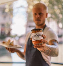 Manjar Viu Manjar Viu est une entreprise de transformation de légumes, par lacto-fermentation. Située dans le grand sud-ouest toulousain au sein du Tiers-lieu Bordanova à Lahage (31).